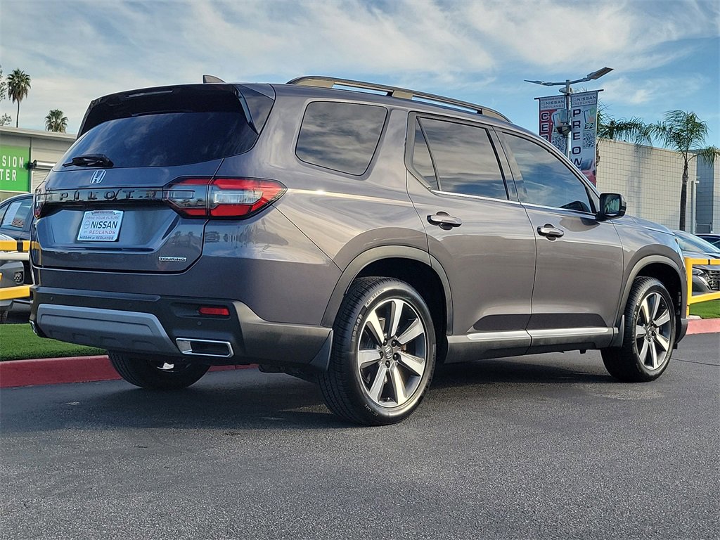 Used 2023 Honda Pilot Touring image 32