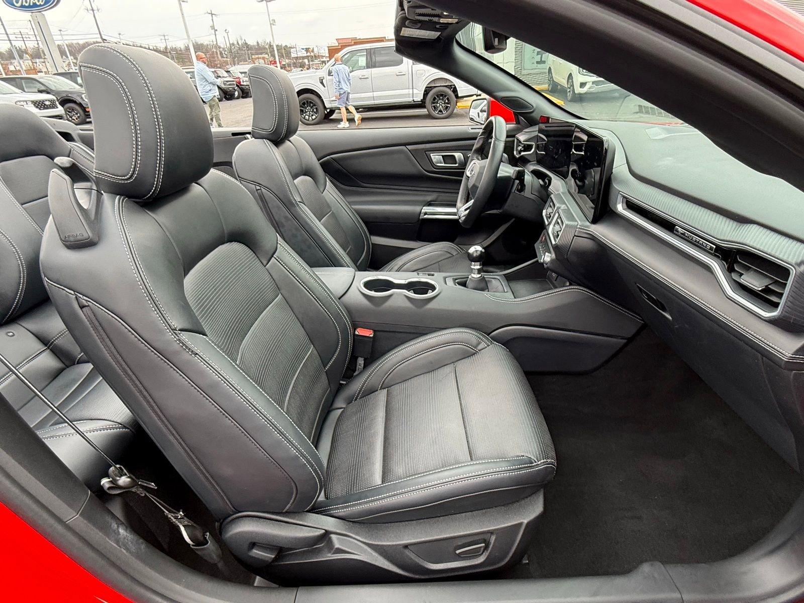 Used 2025 Ford Mustang GT Premium image 15