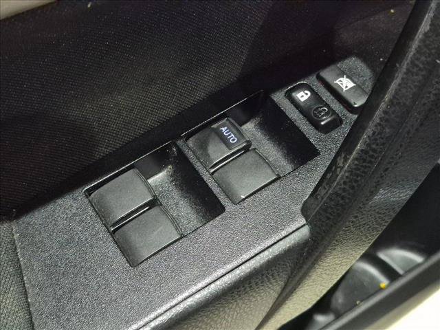 Used 2017 Toyota Corolla LE FWD image 12