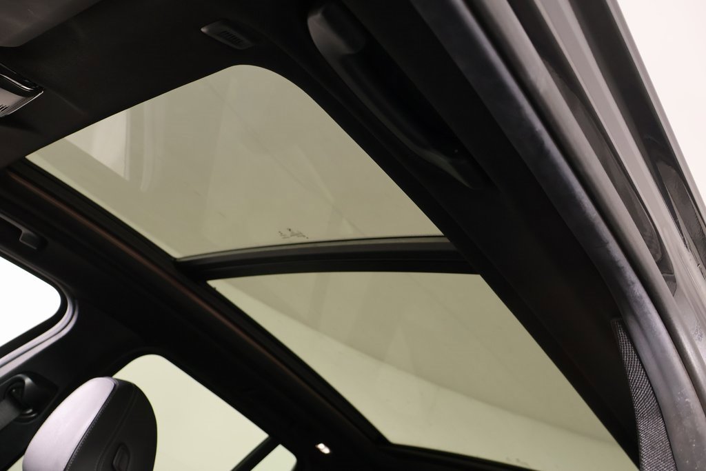 Used 2019 BMW X3 xDrive30i w/ Driving Assistance Package image 16