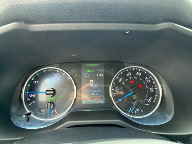Used 2022 Toyota RAV4 XLE AWD/4WD image 22