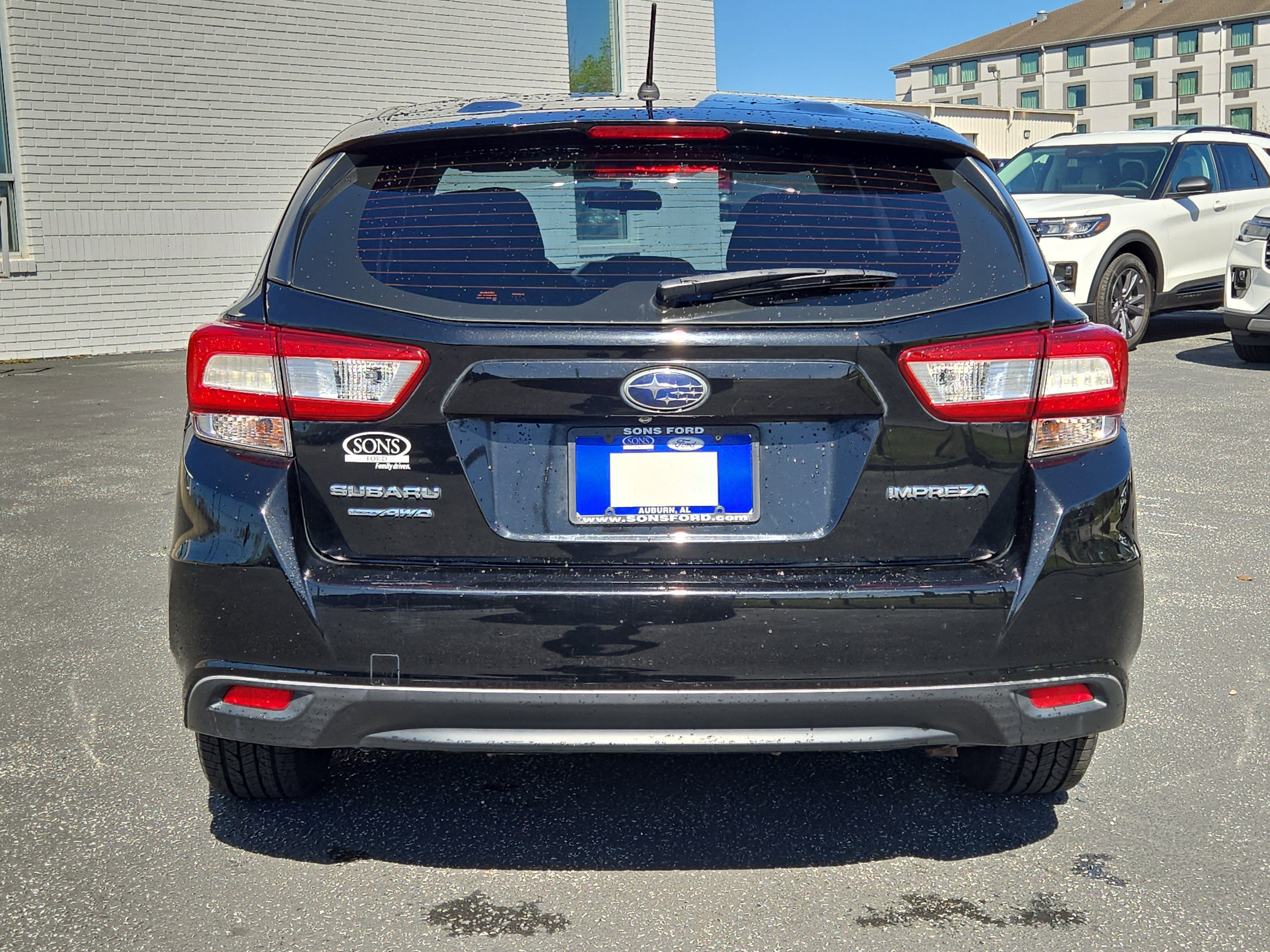 Used 2018 Subaru Impreza 2.0i image 8