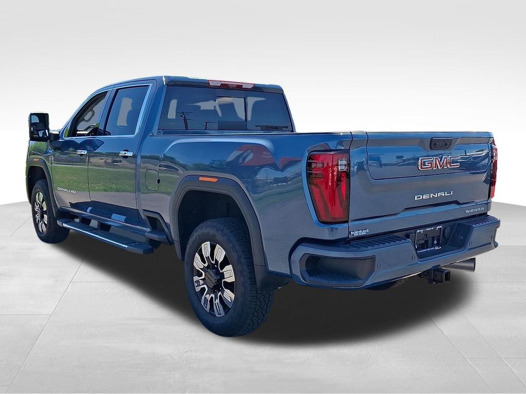 Used 2025 GMC Sierra 2500 Denali w/ Denali Reserve Package AWD/4WD image 4