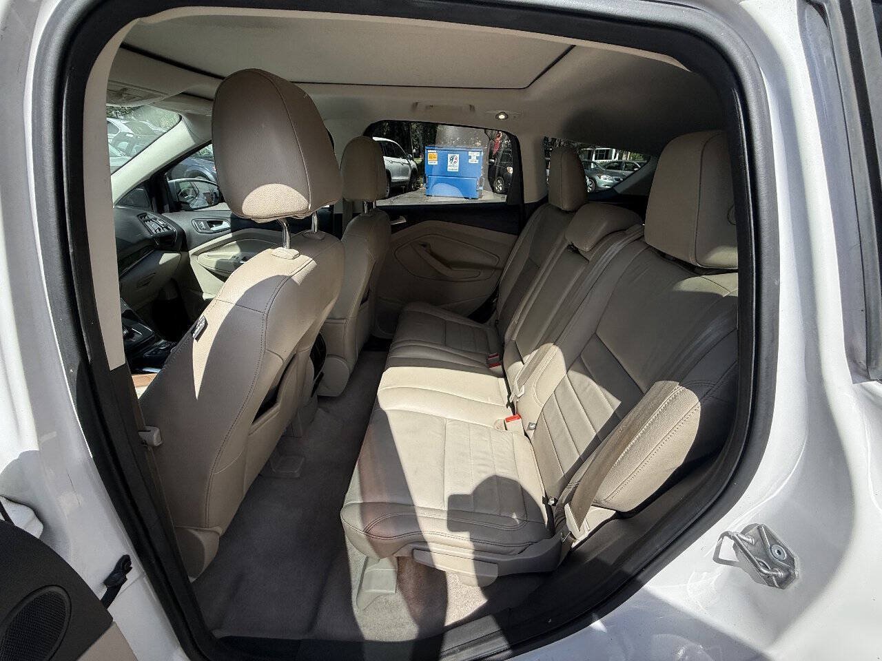 Used 2015 Ford Escape Titanium w/ Equipment Group 301A AWD/4WD image 19