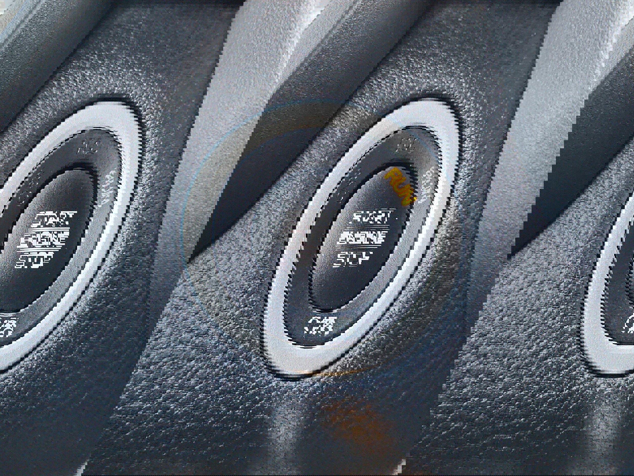 Used 2024 RAM 1500 Laramie image 22