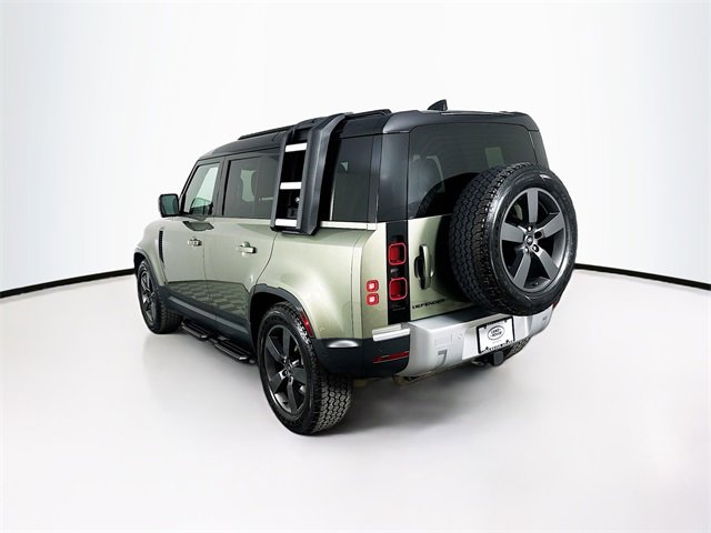 Used 2024 Land Rover Defender 110 S image 7