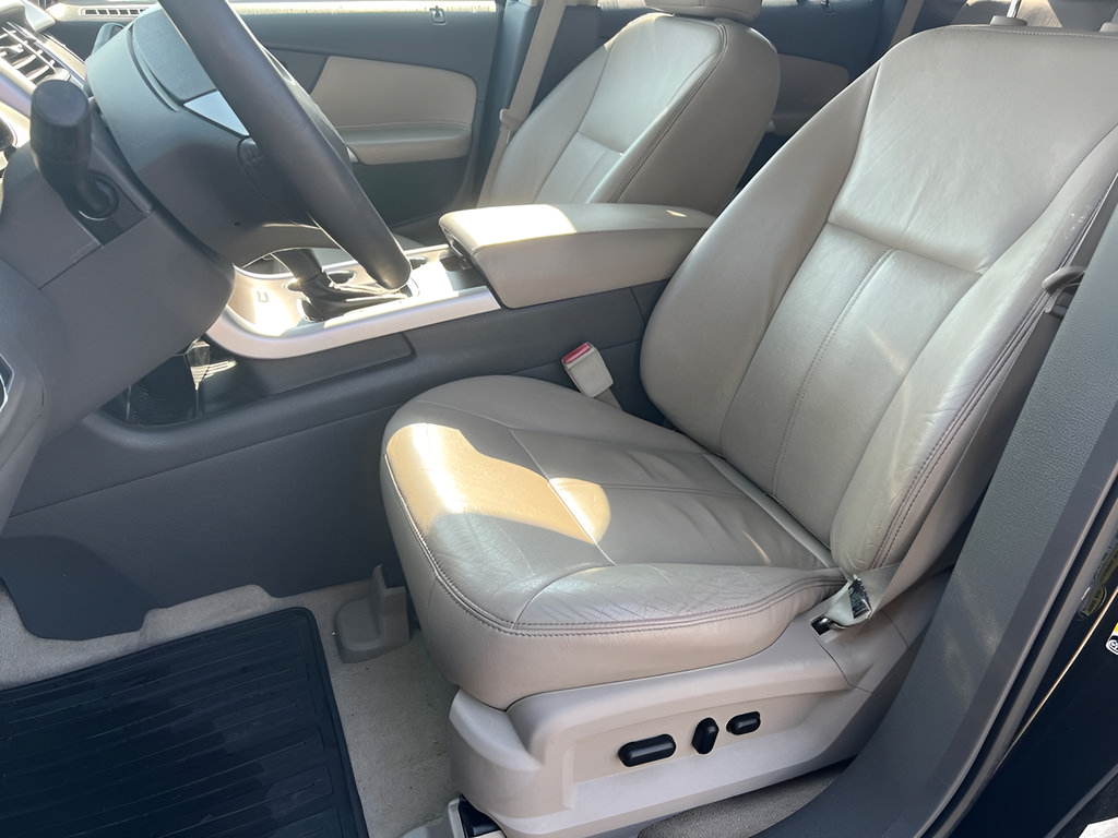 Used 2011 Ford Edge SEL w/ 202A Rapid Spec Order Code AWD/4WD image 14