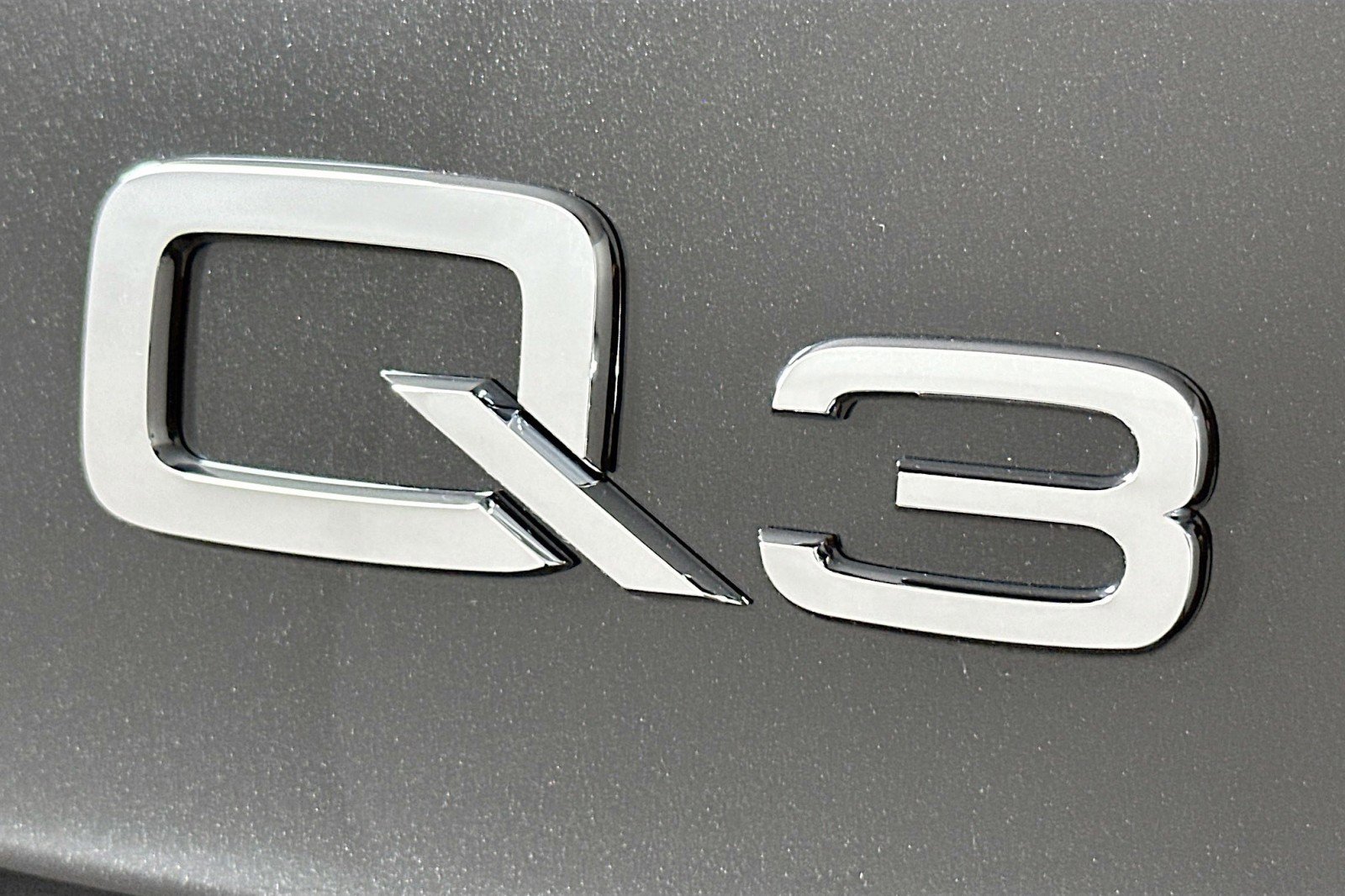 Used 2025 Audi Q3 2.0T Premium w/ Convenience Package image 10