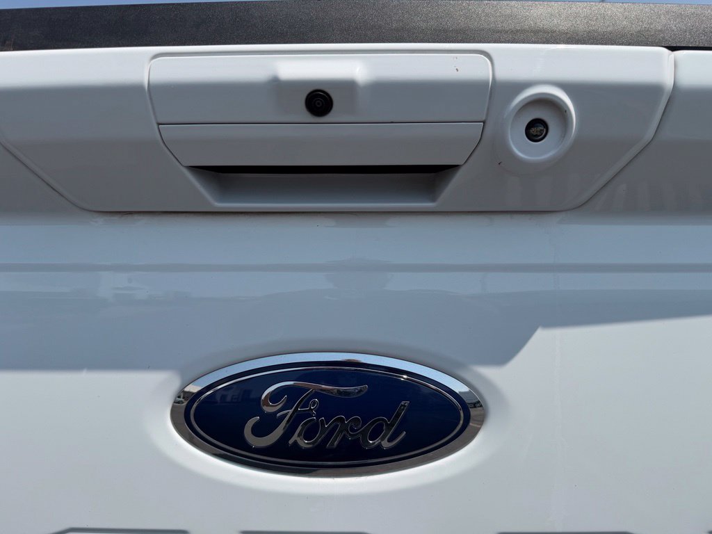 Used 2025 Ford F250 Lariat AWD/4WD image 7