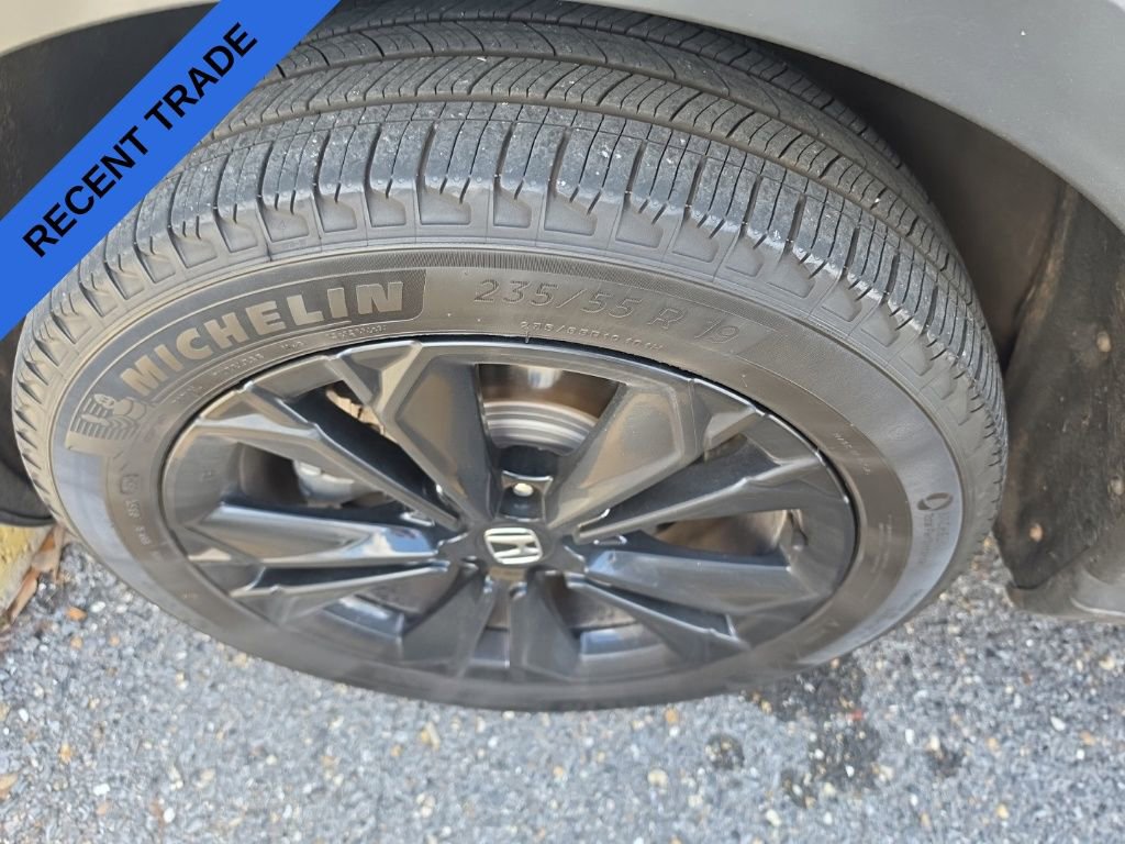 Used 2024 Honda CR-V Sport Touring image 11