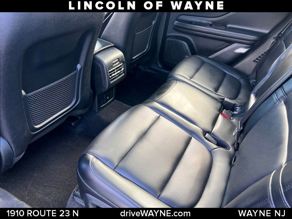 Used 2020 Lincoln Corsair AWD w/ Premium Package image 16