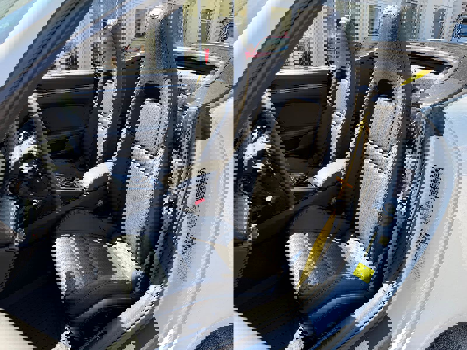 Used 2023 Porsche 911 Carrera image 32