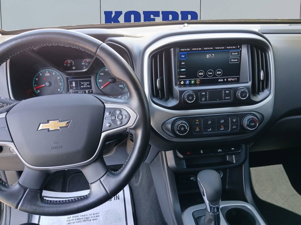 Used 2022 Chevrolet Colorado LT AWD/4WD image 12