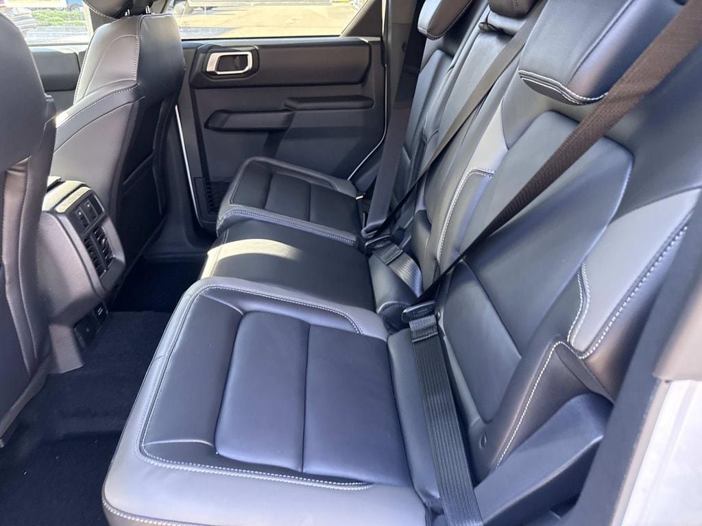 New 2026 Ford Bronco Outer Banks AWD/4WD image 39