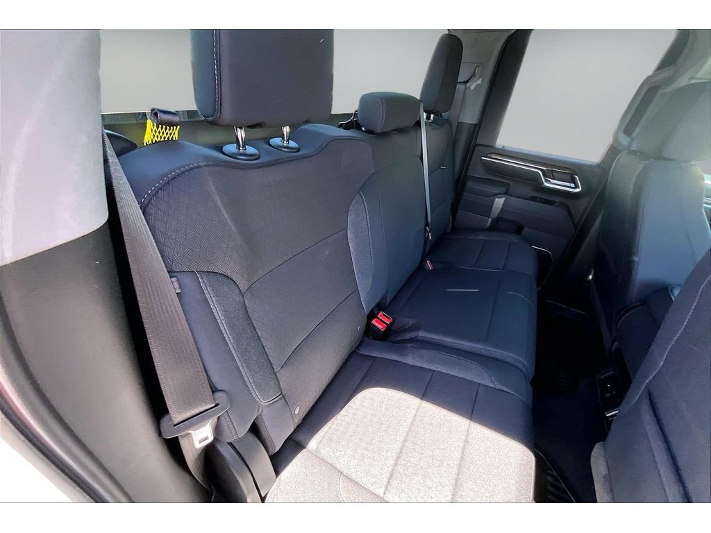New 2026 GMC Sierra 2500 SLE AWD/4WD image 9