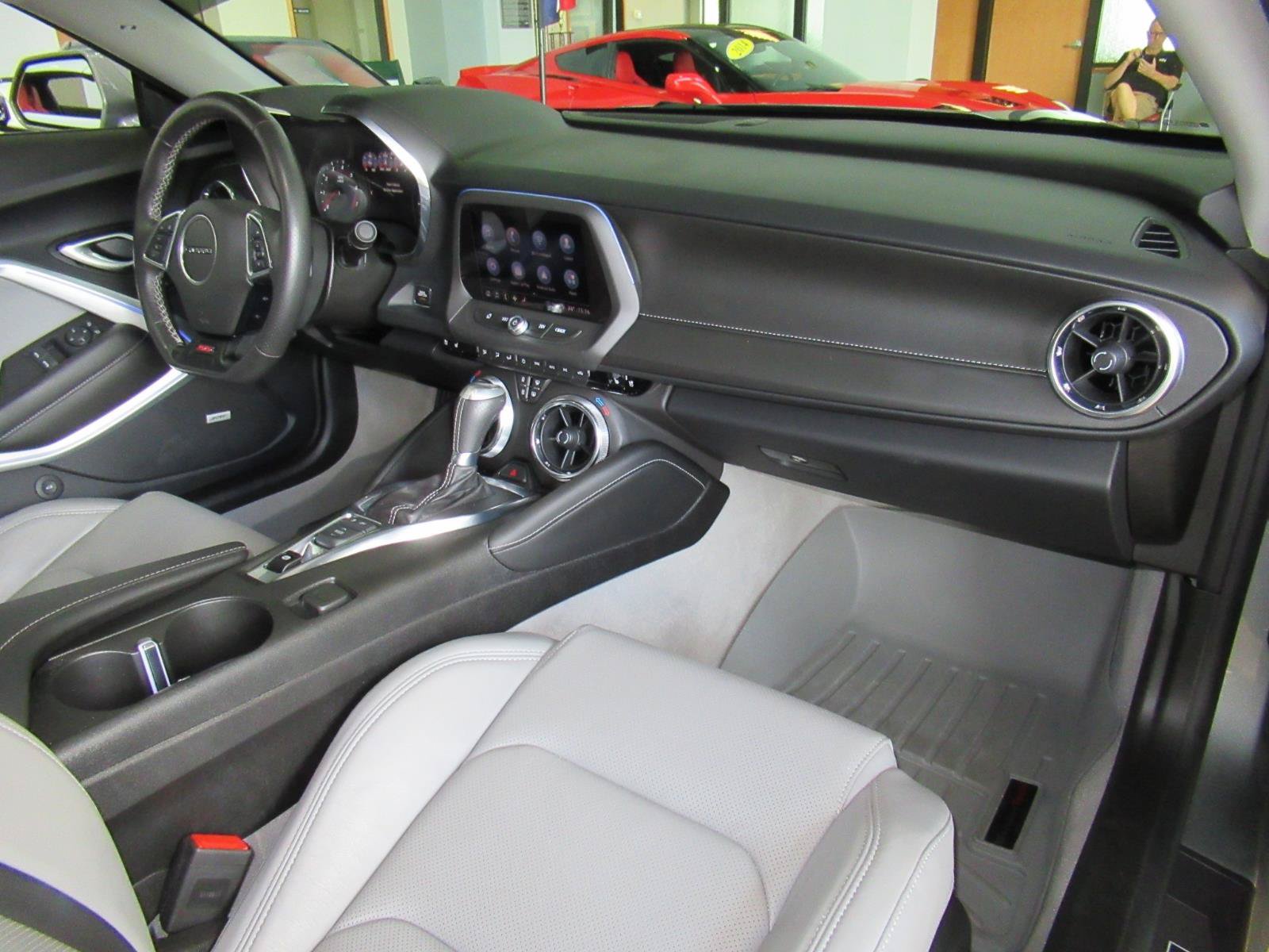 Used 2023 Chevrolet Camaro SS RWD image 9