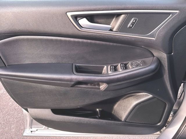 Used 2022 Ford Edge SEL image 21