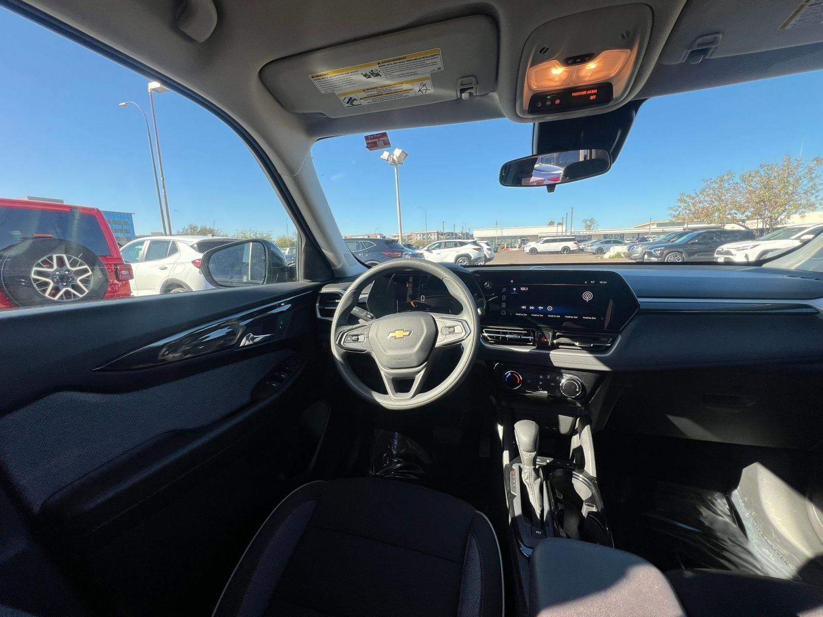 Used 2025 Chevrolet TrailBlazer LT image 34