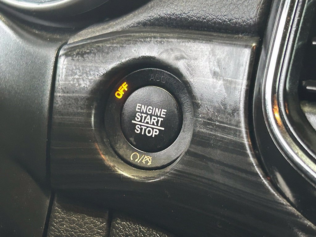 Certified 2021 Jeep Grand Cherokee Laredo X RWD image 42