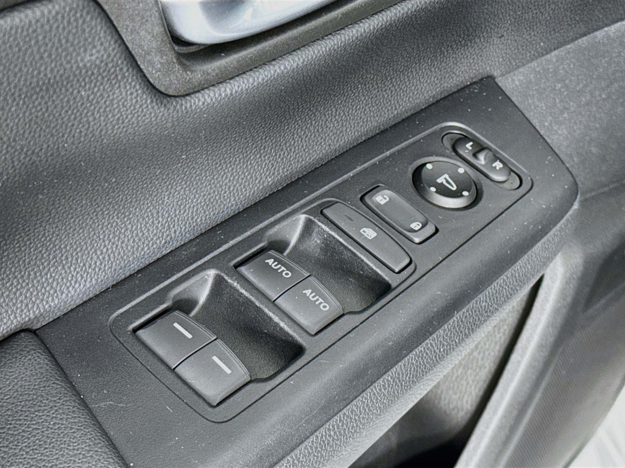 Certified 2024 Honda CR-V Sport image 17