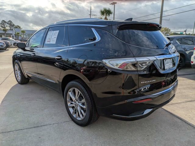 Used 2023 Buick Enclave Avenir image 6