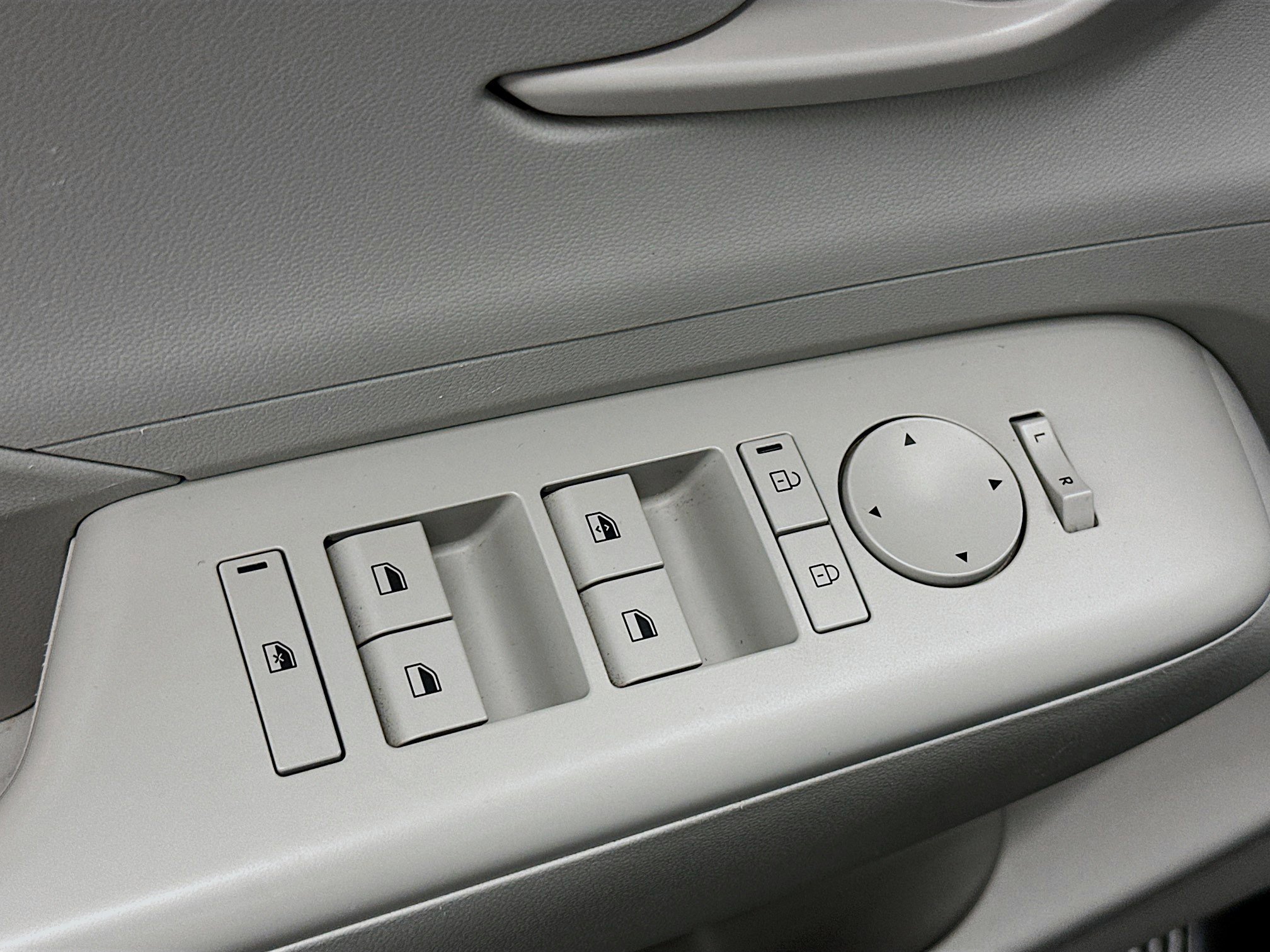 Used 2024 Hyundai Kona SEL image 15