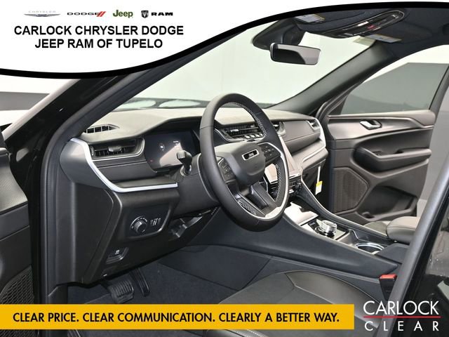 New 2025 Jeep Grand Cherokee Altitude image 10