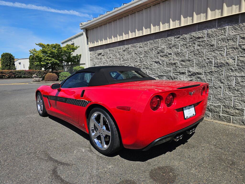 Used 2007 Chevrolet Corvette Convertible w/ Preferred Equipment Group RWD image 4