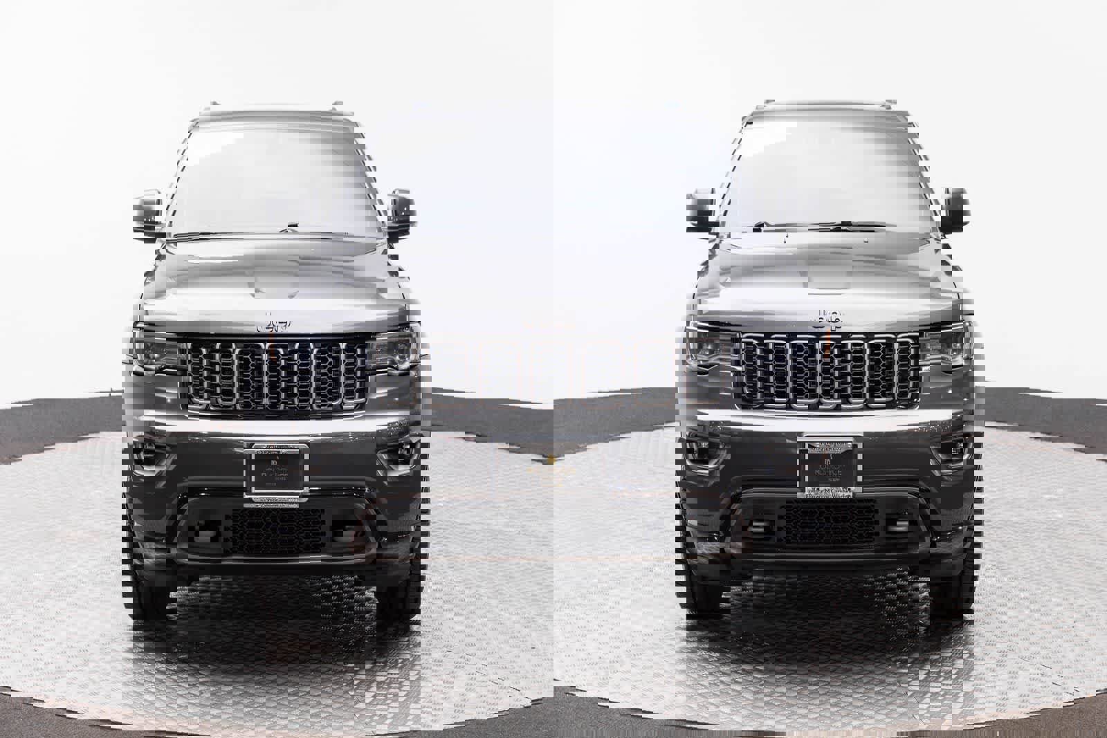 Used 2016 Jeep Grand Cherokee Limited 75th Anniversary image 6