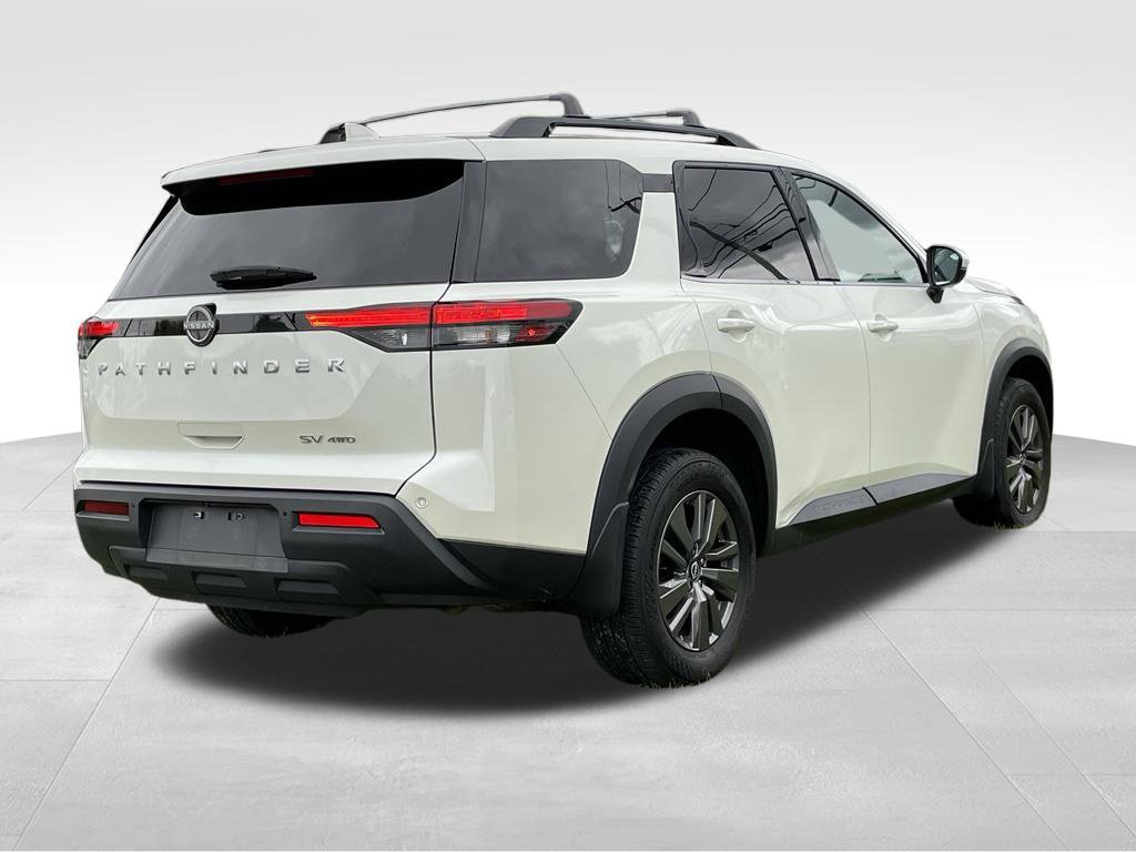 Certified 2024 Nissan Pathfinder SV AWD/4WD image 4