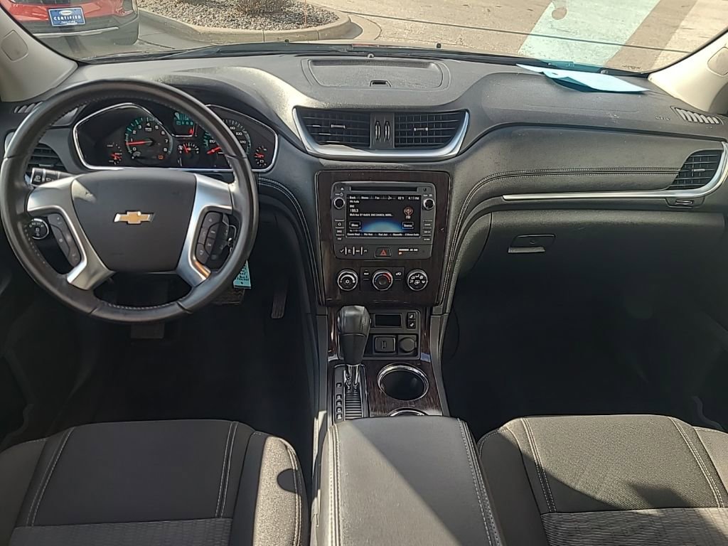 Used 2016 Chevrolet Traverse LT w/ Style and Technology Package FWD image 13