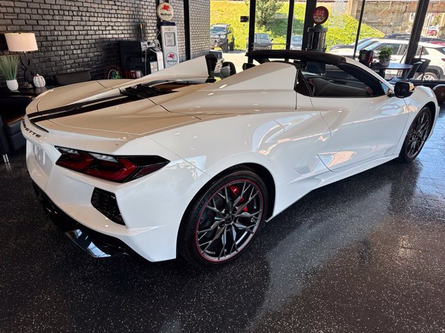 New 2027 Chevrolet Corvette Stingray Convertible w/ 2LT RWD image 8