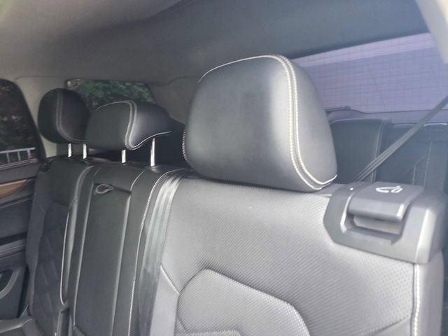 Used 2024 Volkswagen Atlas SE FWD image 13
