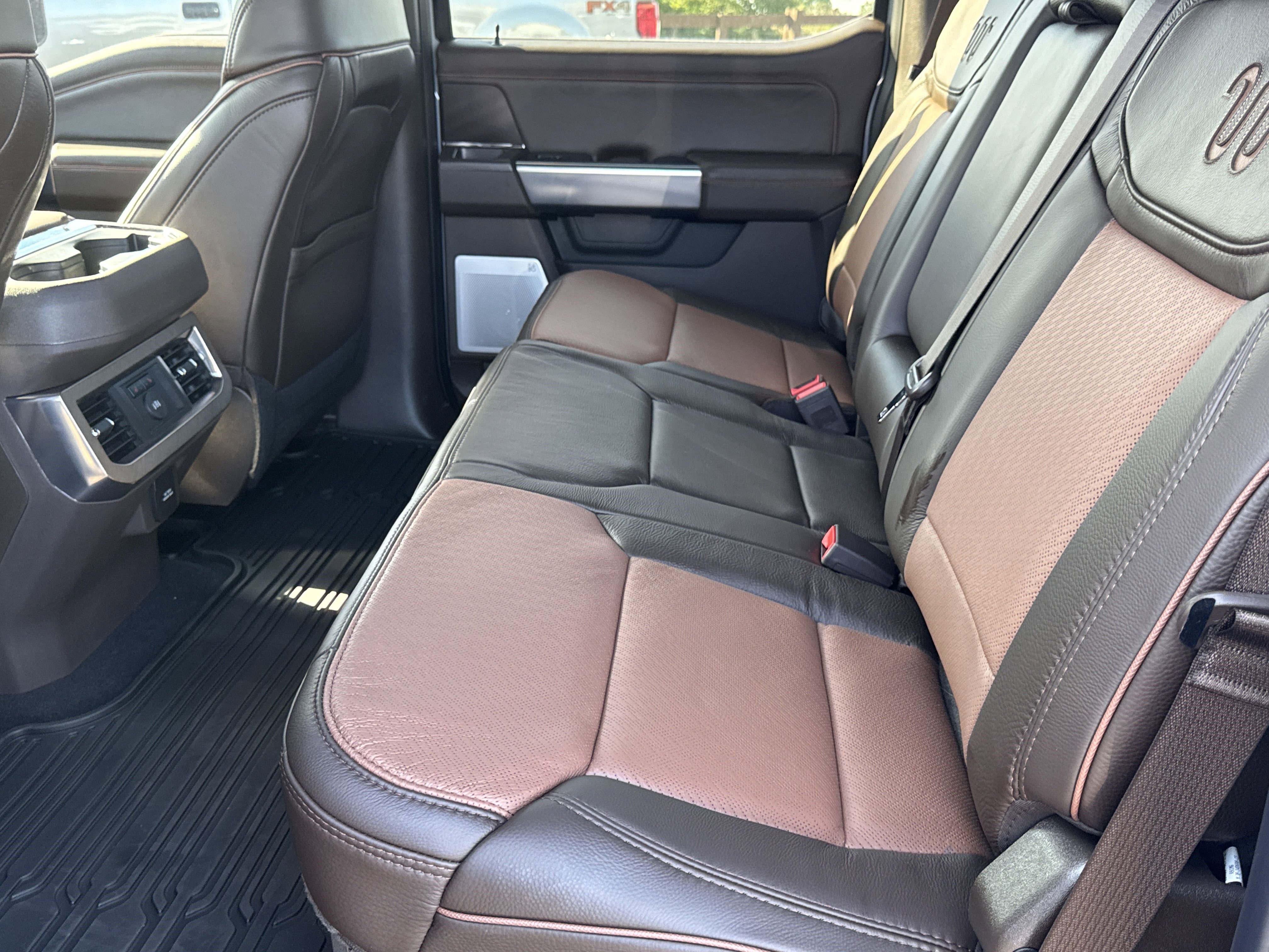 New 2025 Ford F250 King Ranch w/ Chrome Package image 24