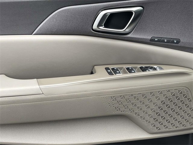 New 2026 Kia Carnival EX image 28