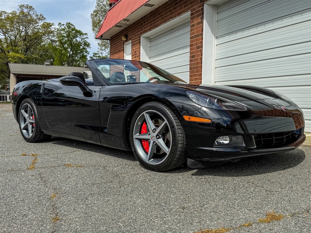 Used 2011 Chevrolet Corvette Convertible w/ Preferred Equipment Group image 29