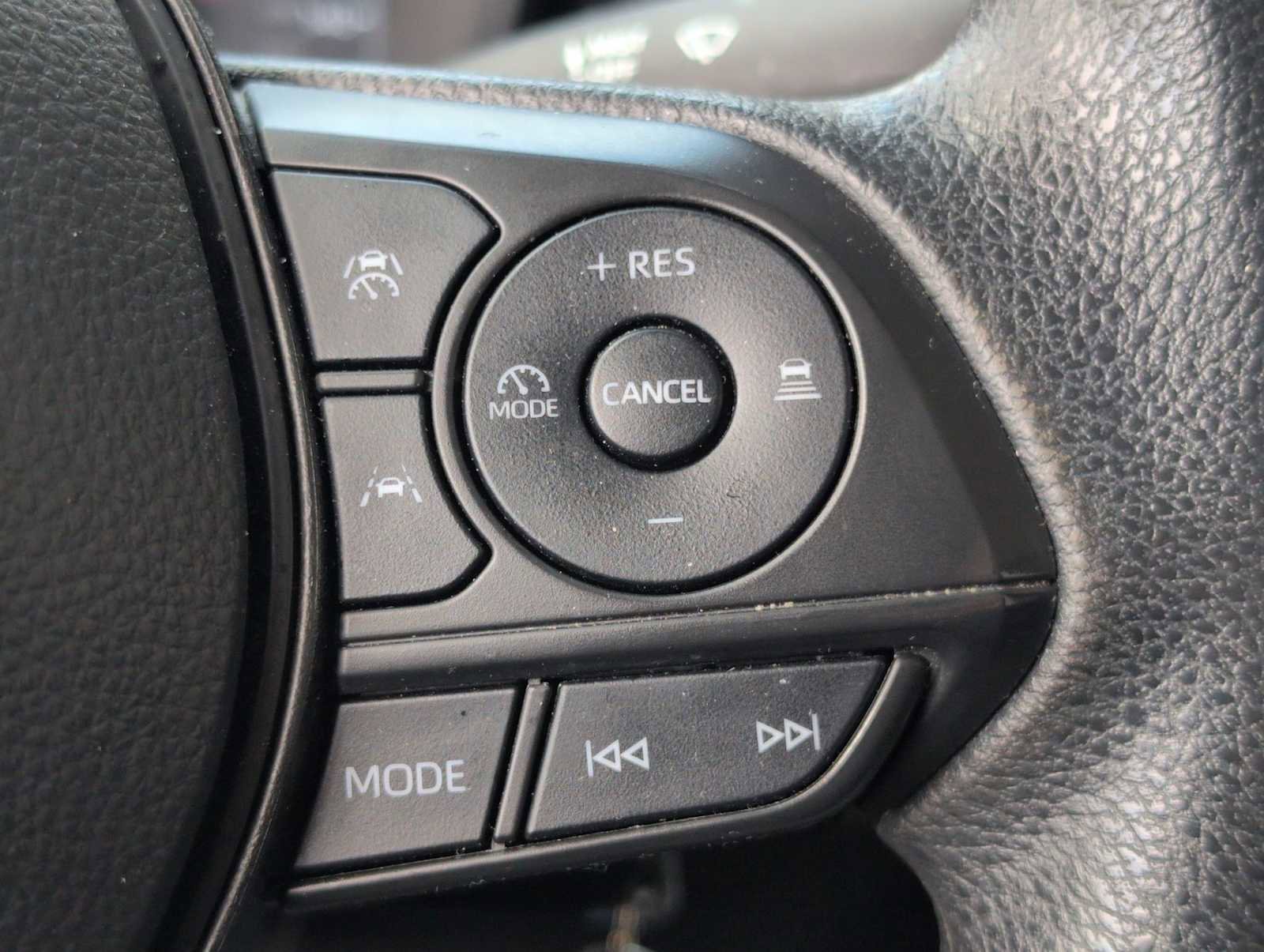 Used 2024 Toyota Corolla LE image 23