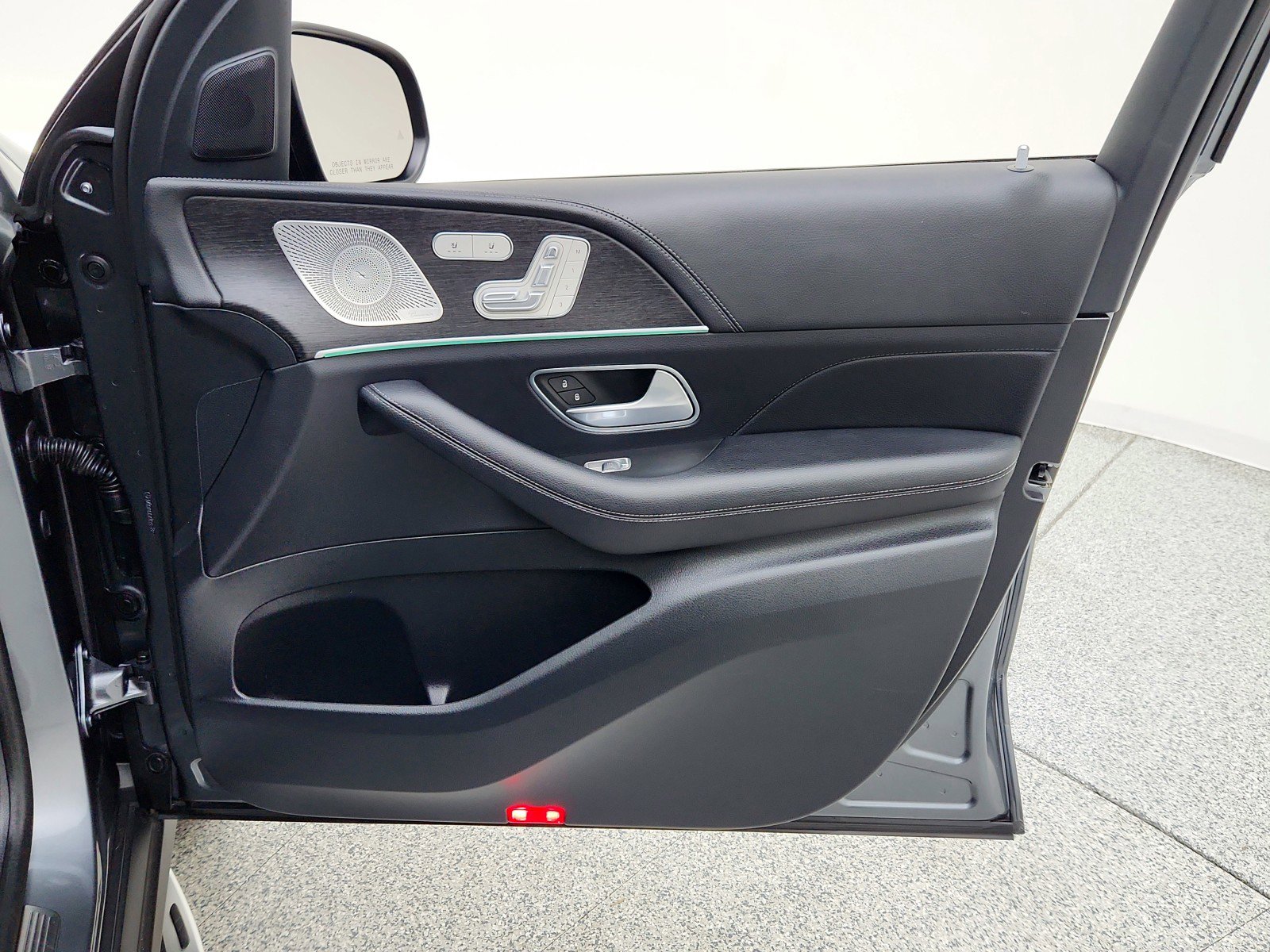 Certified 2025 Mercedes-Benz GLE 580 4MATIC image 31