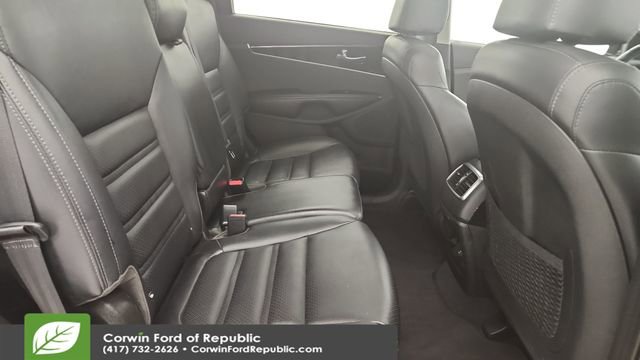 Used 2020 Kia Sorento EX image 24