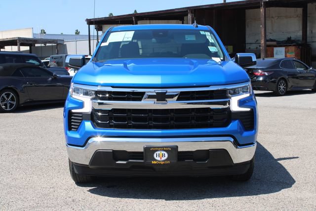 Used 2025 Chevrolet Silverado 1500 LT RWD image 2