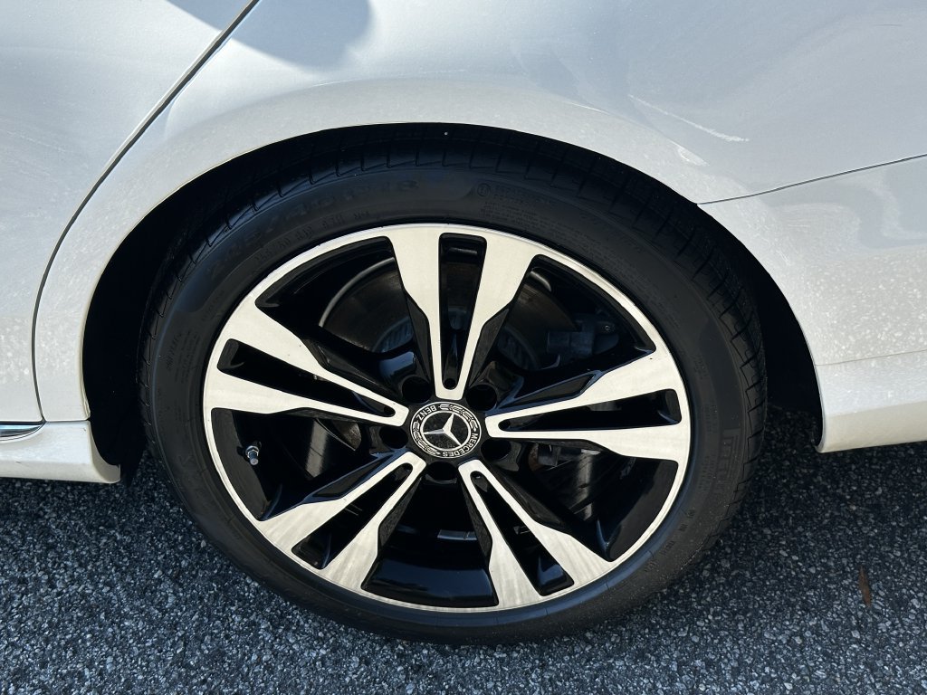 Used 2018 Mercedes-Benz C 300 Sedan image 22