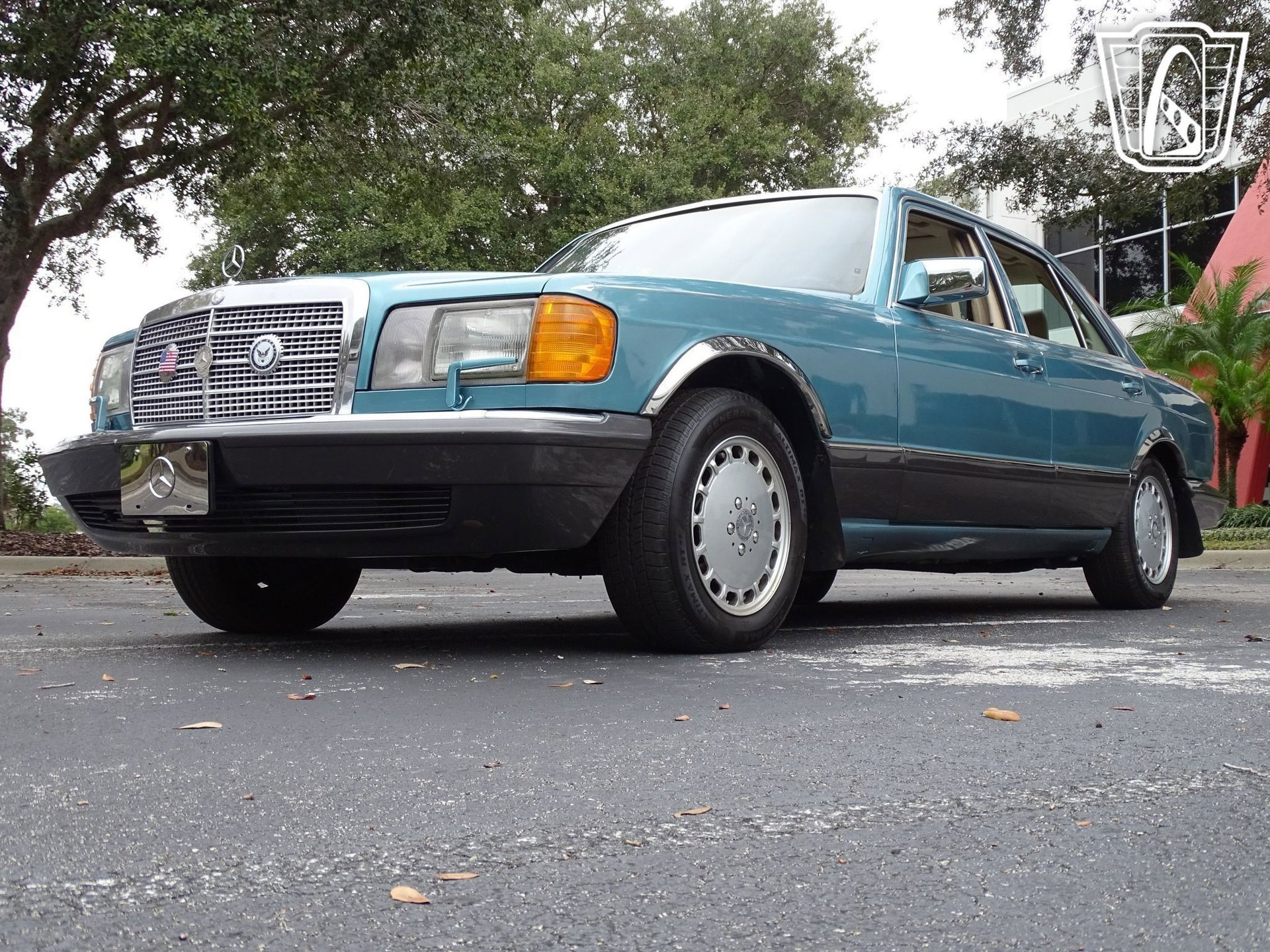 Used 1991 Mercedes-Benz 300 SE image 10