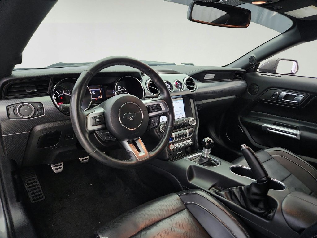 Used 2017 Ford Mustang GT Premium w/ GT Performance Package RWD image 10