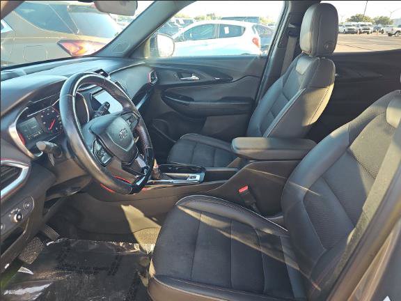 Used 2021 Chevrolet TrailBlazer RS w/ Convenience Package FWD image 2