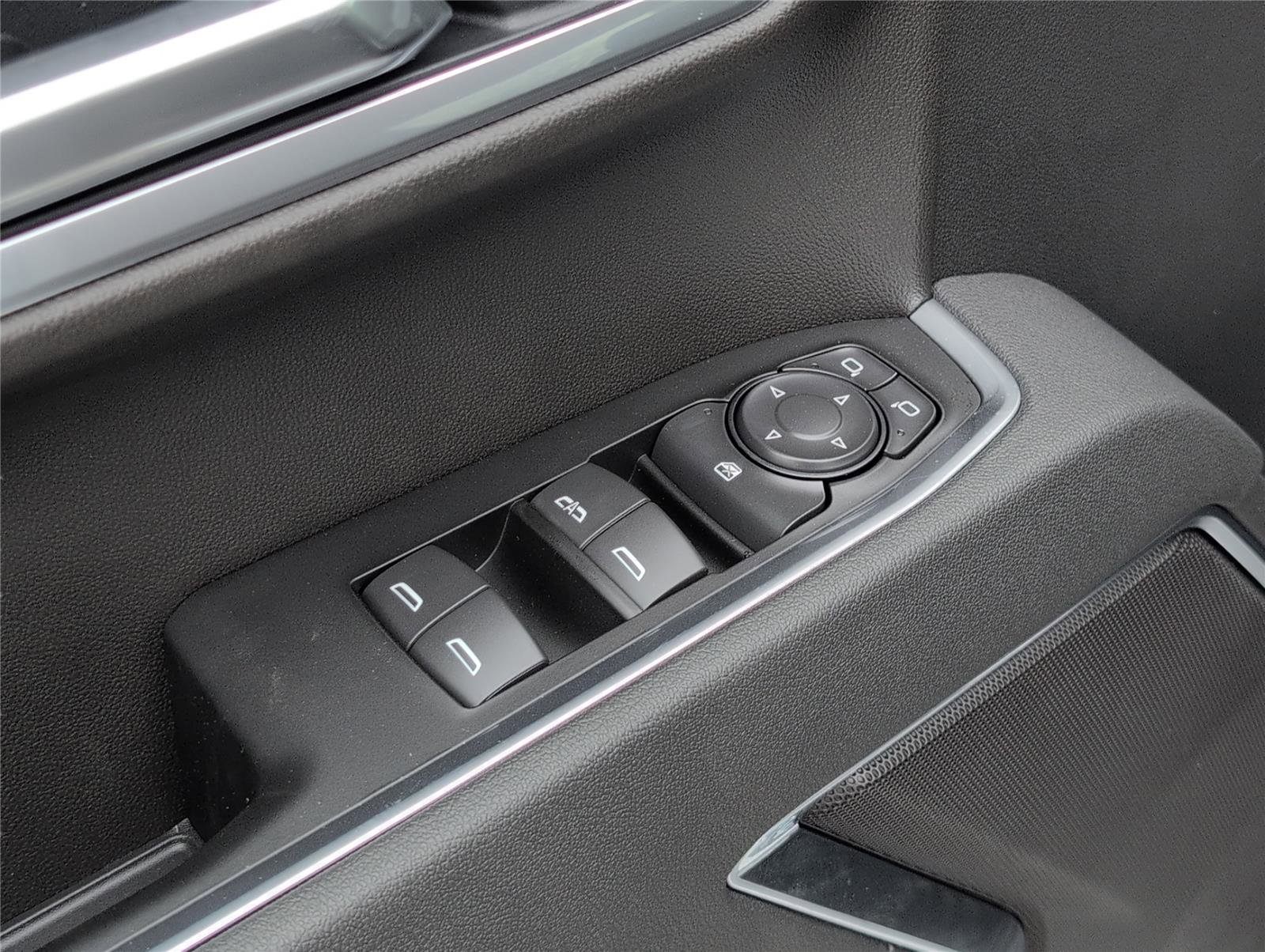 New 2026 Chevrolet Silverado 1500 RST image 16