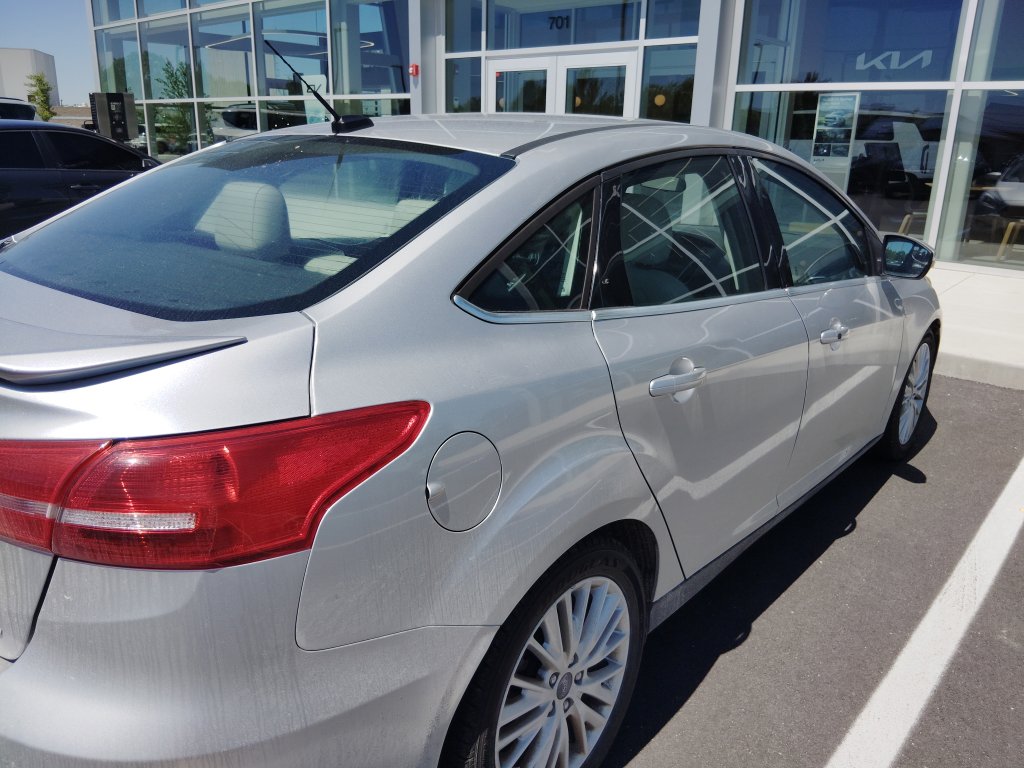 Used 2018 Ford Focus Titanium FWD image 8