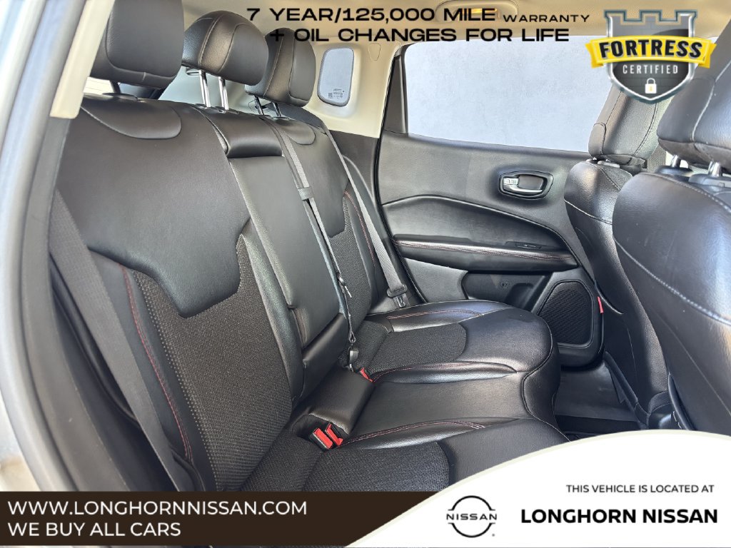 Used 2020 Jeep Compass Trailhawk AWD/4WD image 25