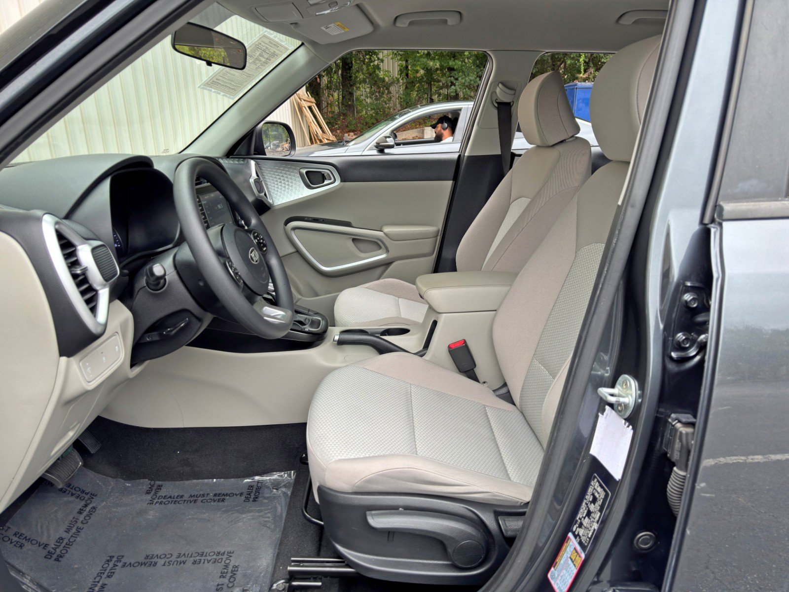 Used 2020 Kia Soul LX FWD image 15