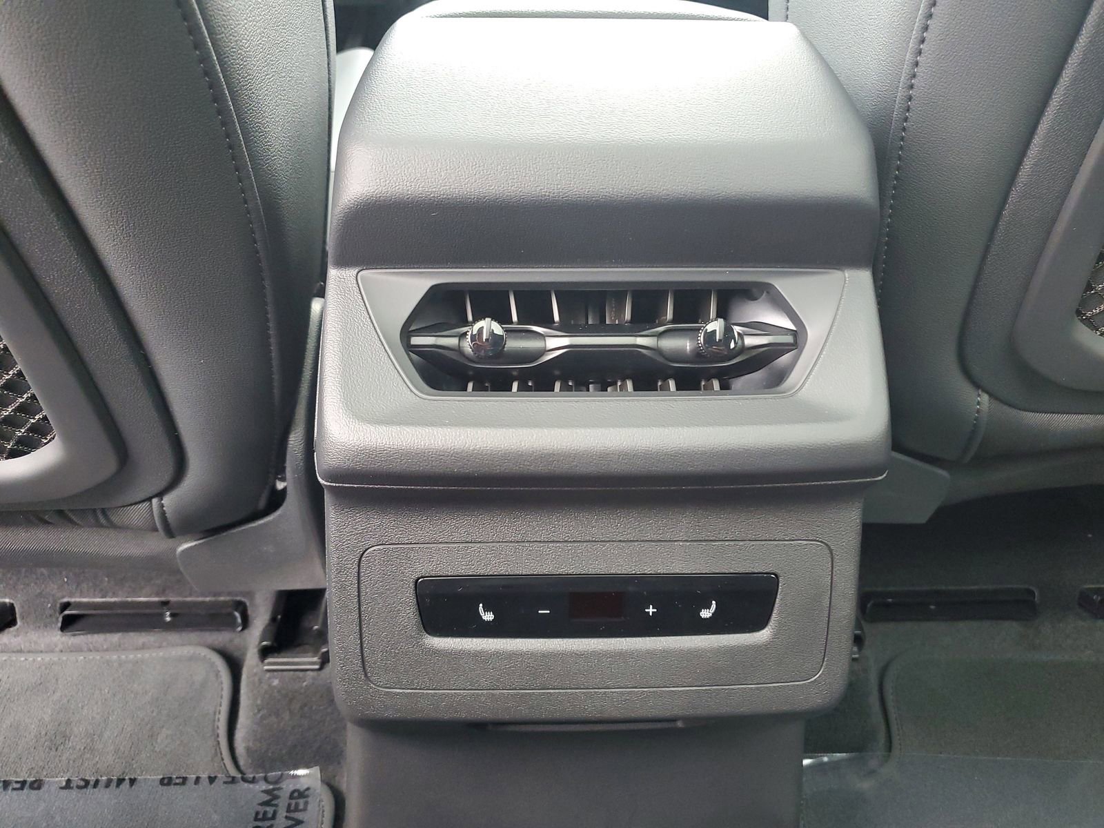 Used 2025 Audi Q6 e-tron Premium w/ Convenience Package image 12