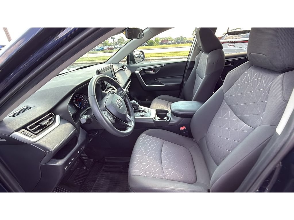Used 2019 Toyota RAV4 XLE w/ Convenience Package AWD/4WD image 31